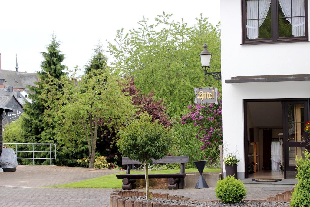 Hotel Schinderhannes Sohren Buitenkant foto