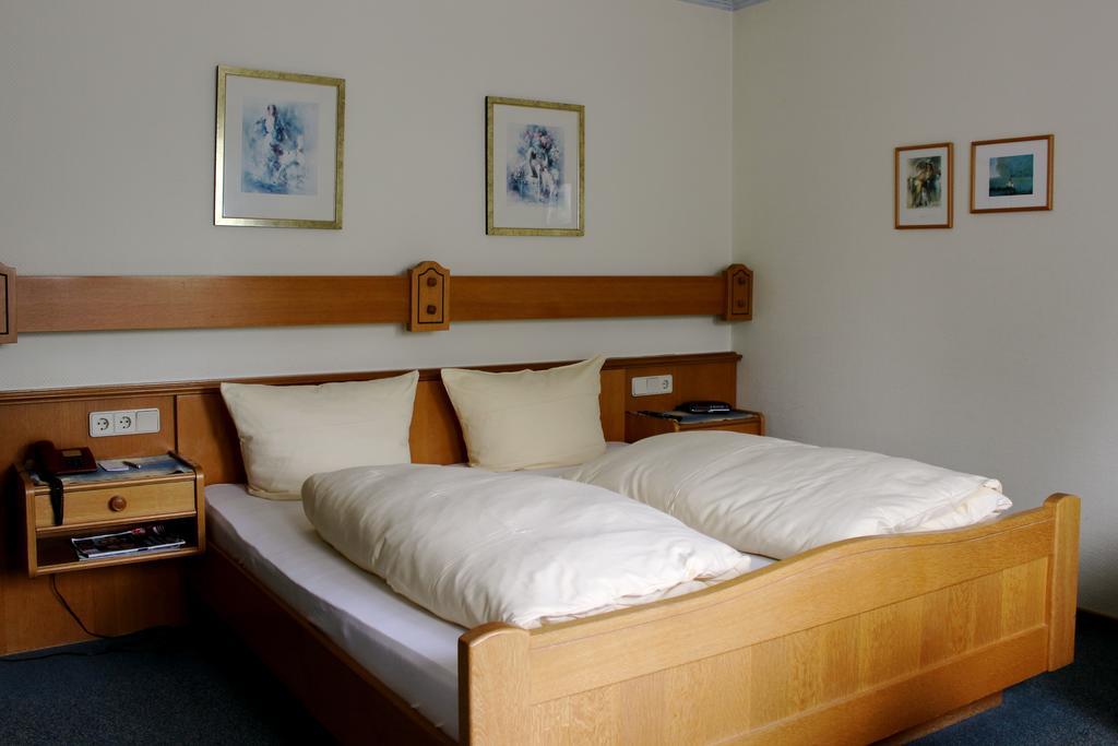 Hotel Schinderhannes Sohren Buitenkant foto